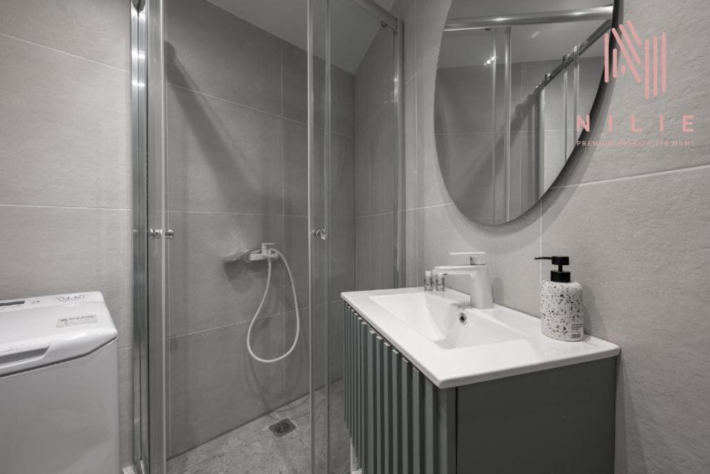 V1, Nilie Hospitality Mgmt Lägenhet Thessaloníki Exteriör bild